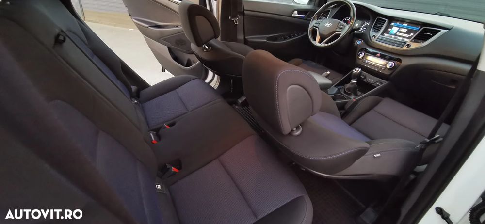 Hyundai Tucson 2.0 CRDI 4WD Advantage - 9