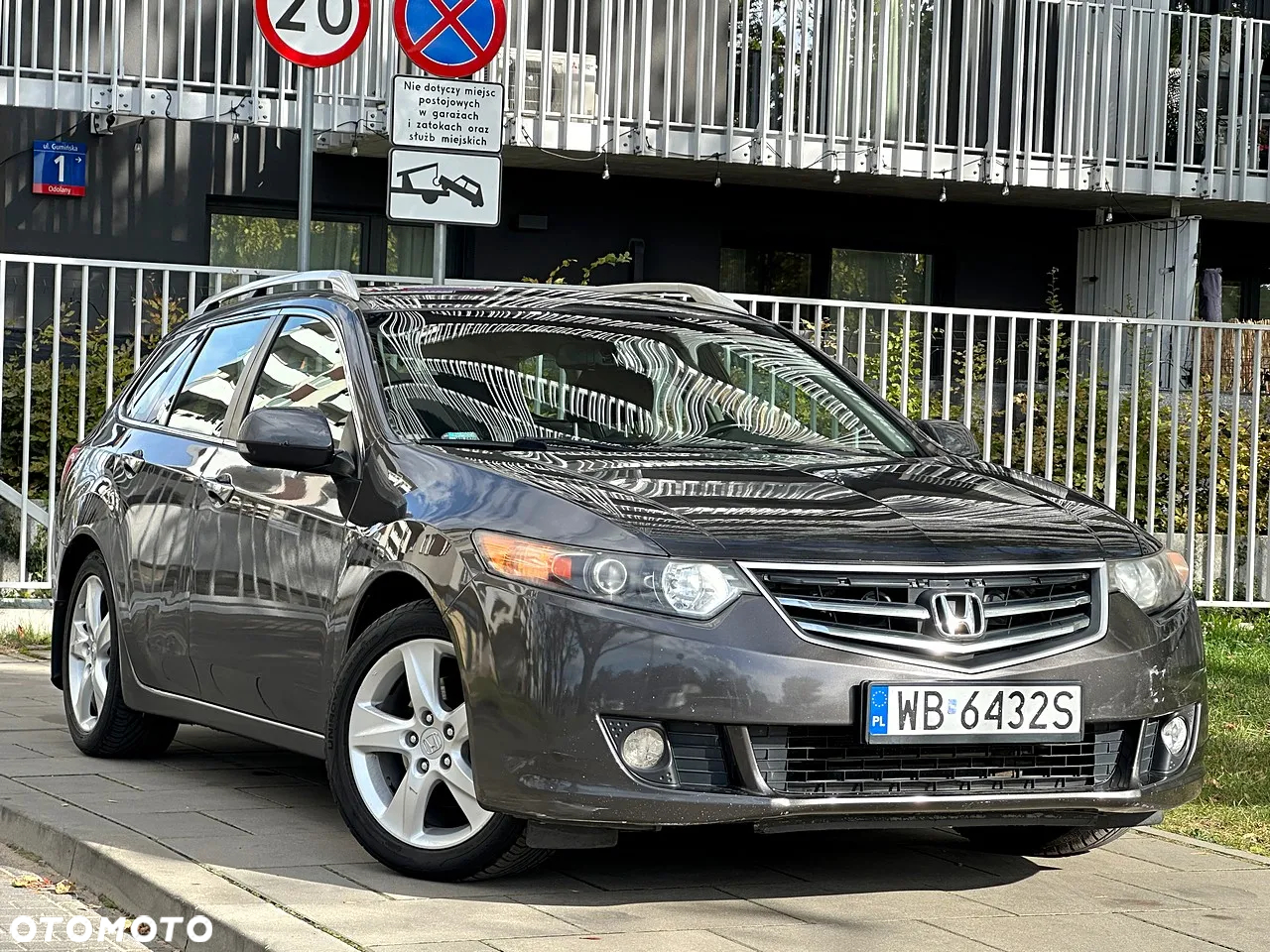 Honda Accord 2.0 Elegance - 2