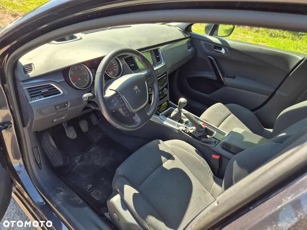 Peugeot 508 e-HDi 115 Stop&Start Access - 34