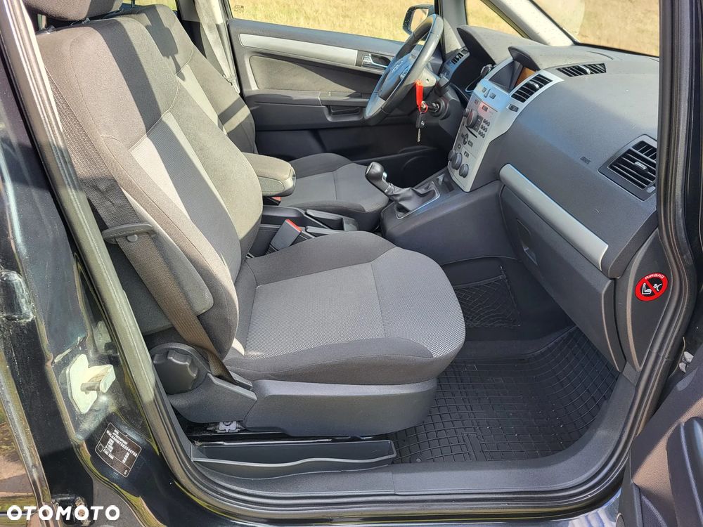 Opel Zafira 1.8 Family Plus - 24