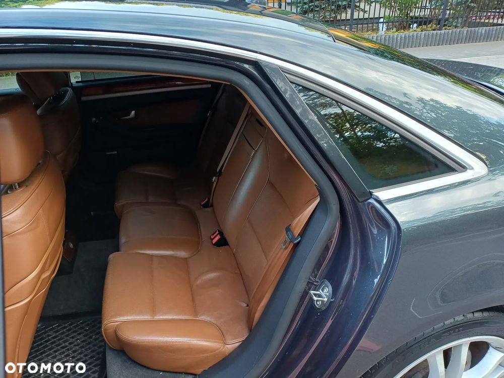 Audi A8 4.2 TDI Quattro - 11