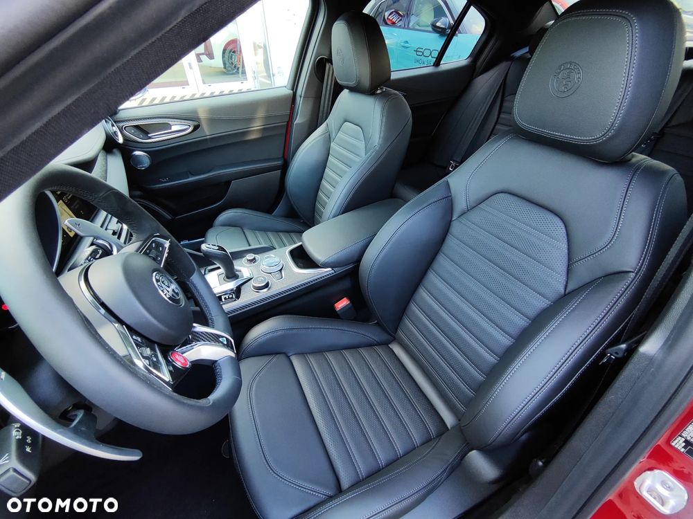 Alfa Romeo Giulia 2.9 Bi Turbo V6 Quadrifoglio - 19