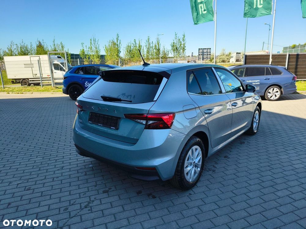Skoda Fabia - 8