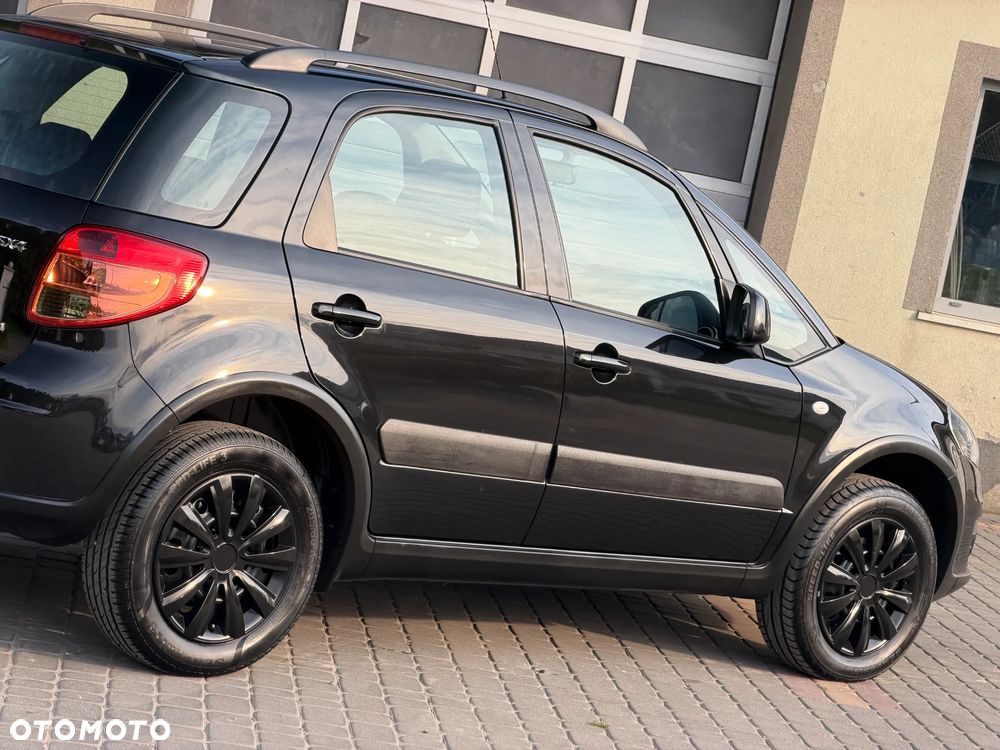 Suzuki SX4 1.6 VVT 4x4 Comfort - 17