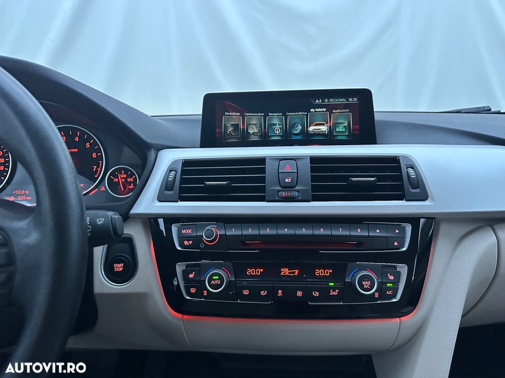 BMW Seria 3 330e iPerformance M Sport - 29