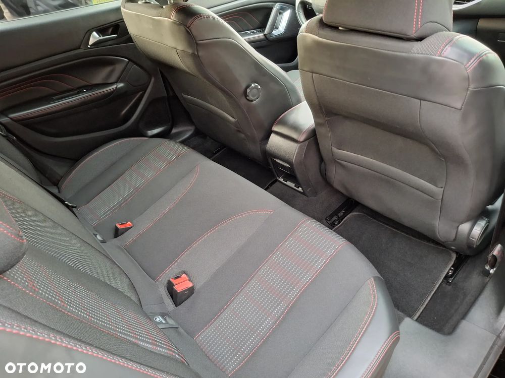 Peugeot 308 - 16