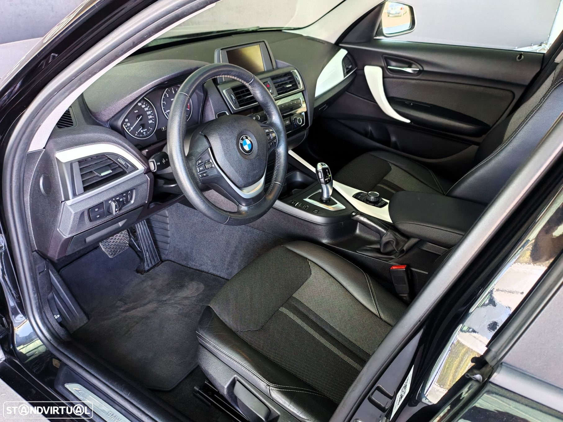 BMW 116 d Line Urban Auto - 6