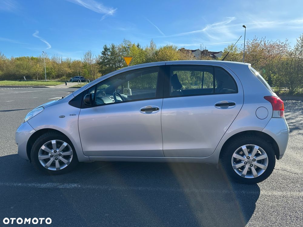 Toyota Yaris 1.33 VVT-i Sol - 7