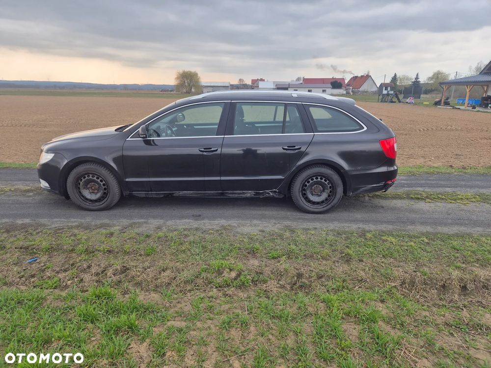 Skoda Superb 1.6 TDI GreenLine - 3