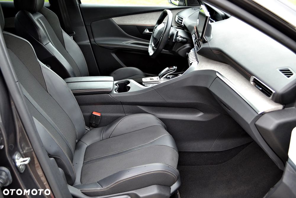 Peugeot 3008 1.5 BlueHDi GT S&S EAT8 - 21