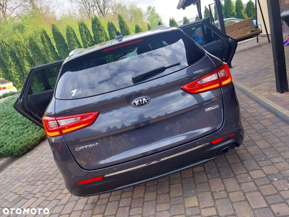 Kia Optima - 33