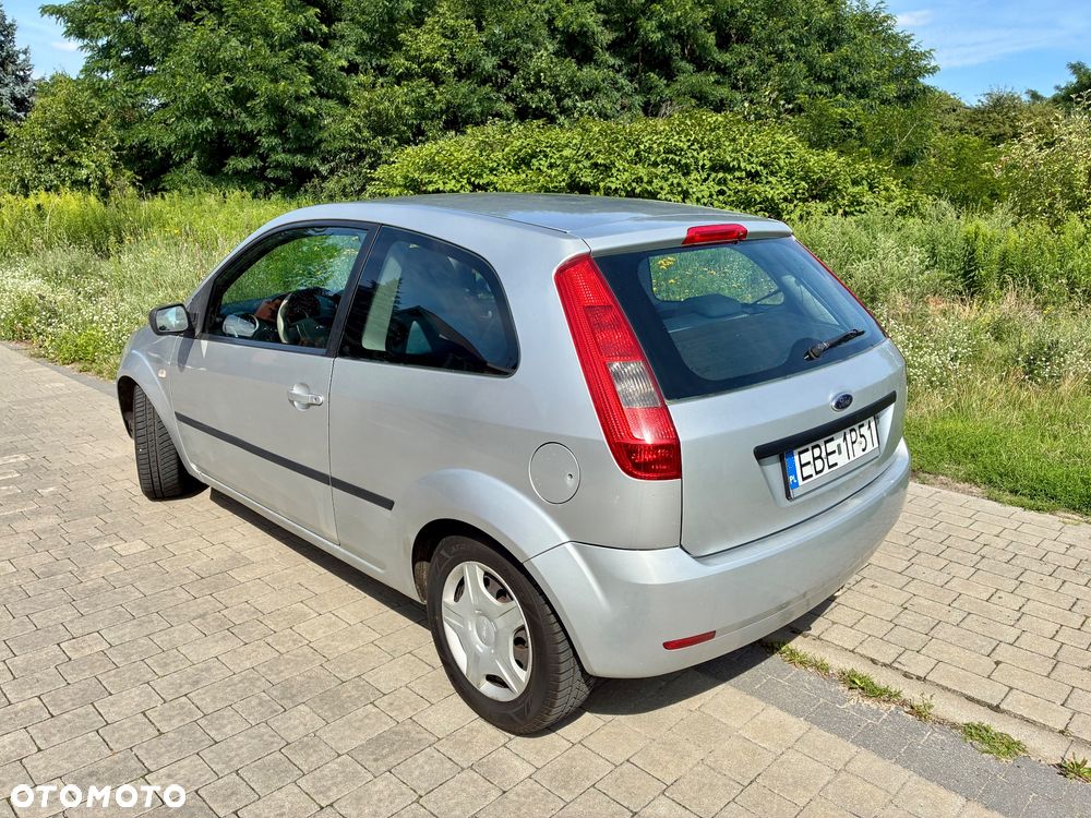 Ford Fiesta 1.3 - 6