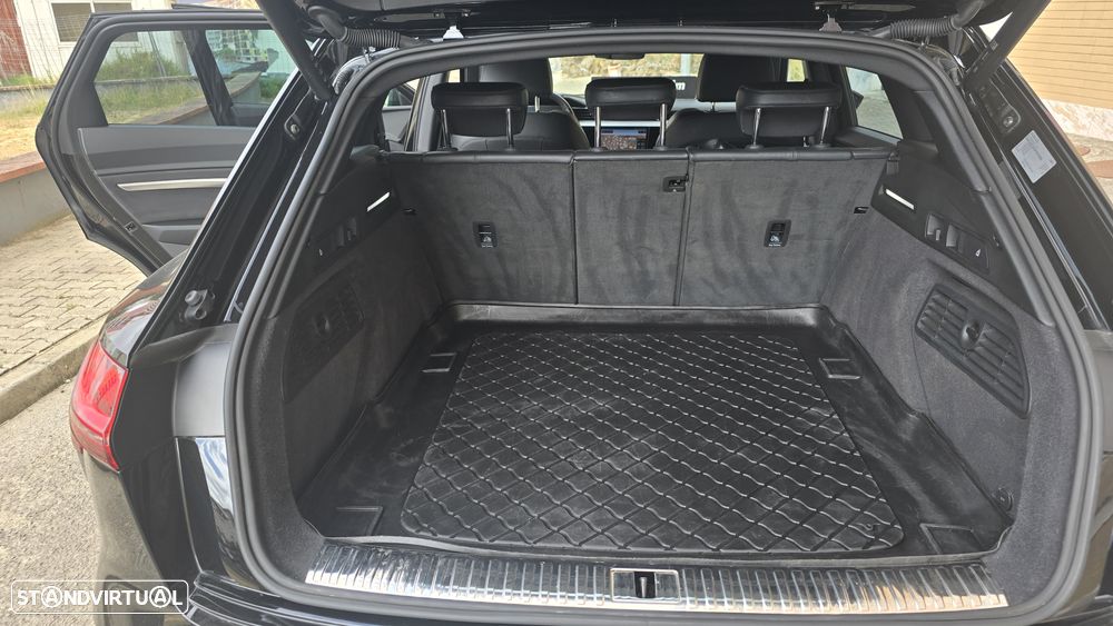 Audi e-tron 55 quattro S line - 19