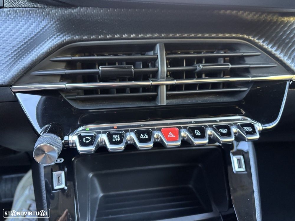 Peugeot 2008 1.2 PureTech Active Pack EAT8 - 14