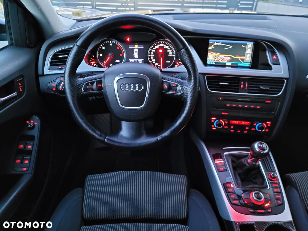 Audi A4 Avant 2.0 TDI DPF Attraction - 8