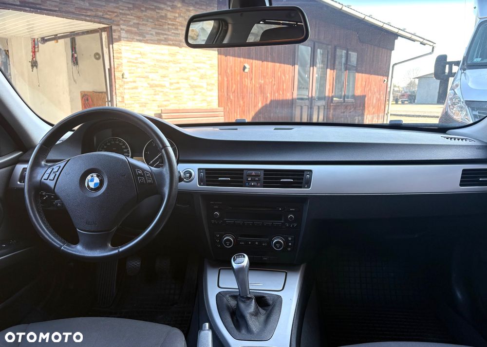 BMW Seria 3 320d DPF - 5