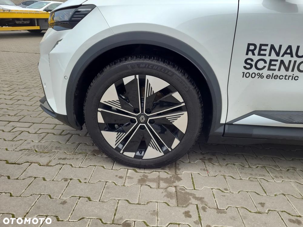 Renault Scenic EV87 Iconic - 18