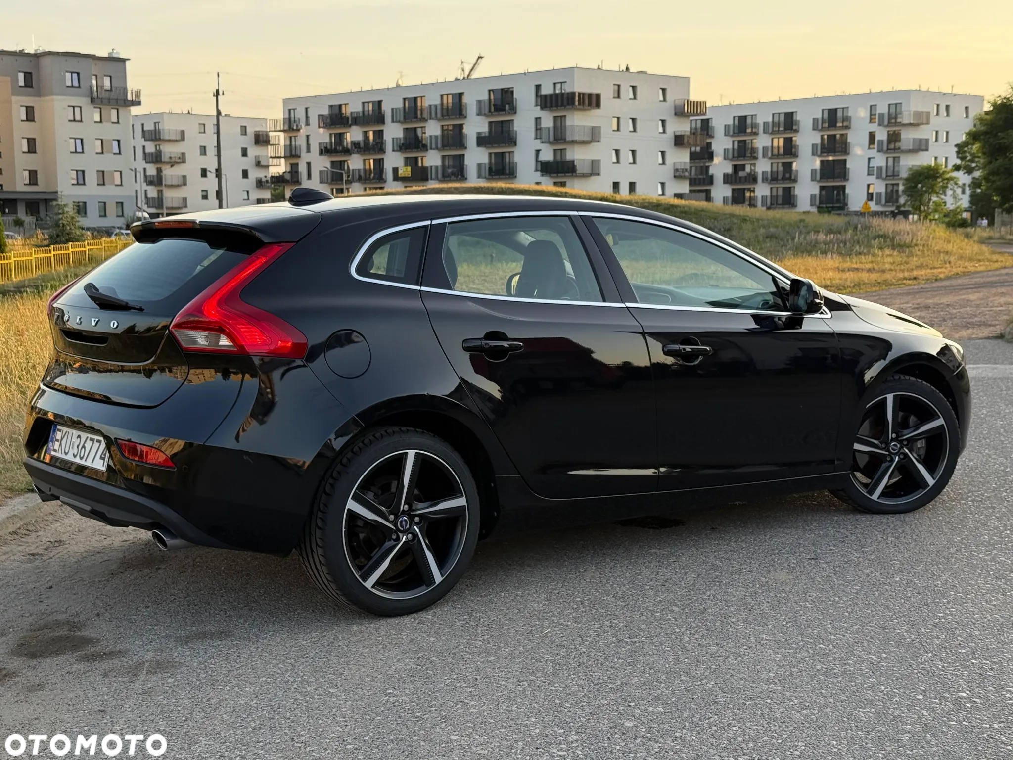 Volvo V40 D4 Drive-E Summum - 3
