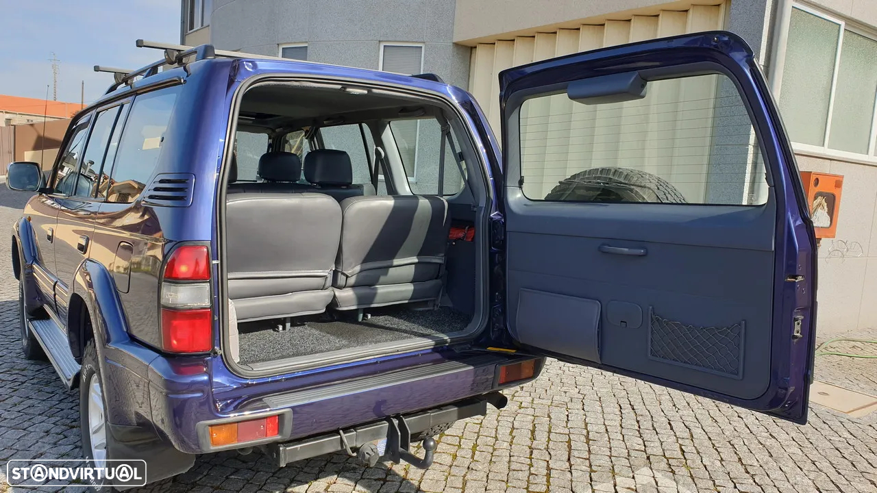 Toyota Land Cruiser 3.0 TD Pack 2 - 27