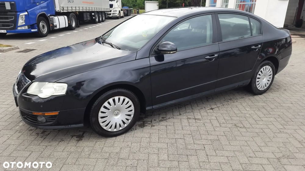 Volkswagen Passat 2.0 TDI Comfortline - 4