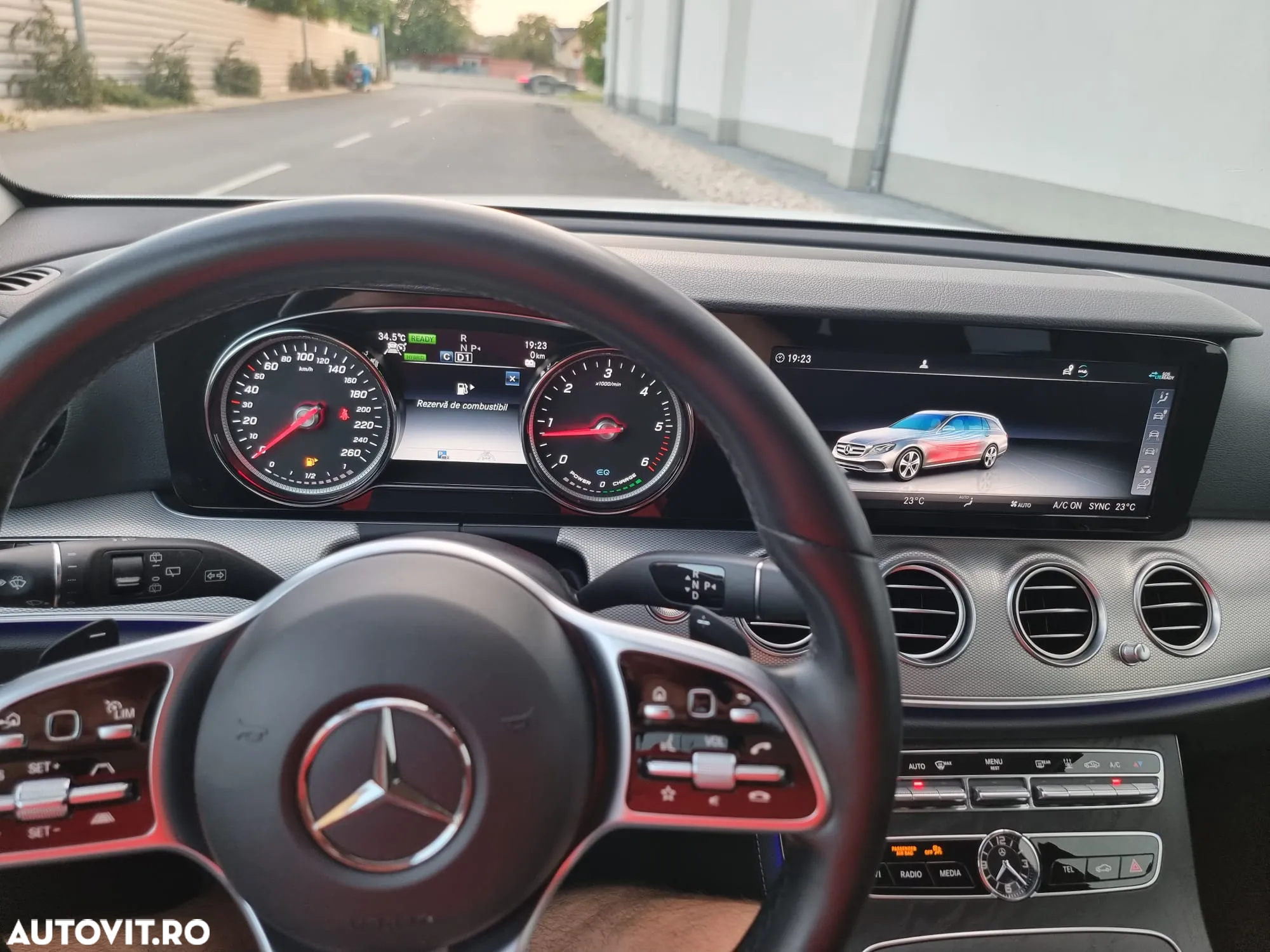 Mercedes-Benz E 300 de T 9G-TRONIC Avantgarde - 9