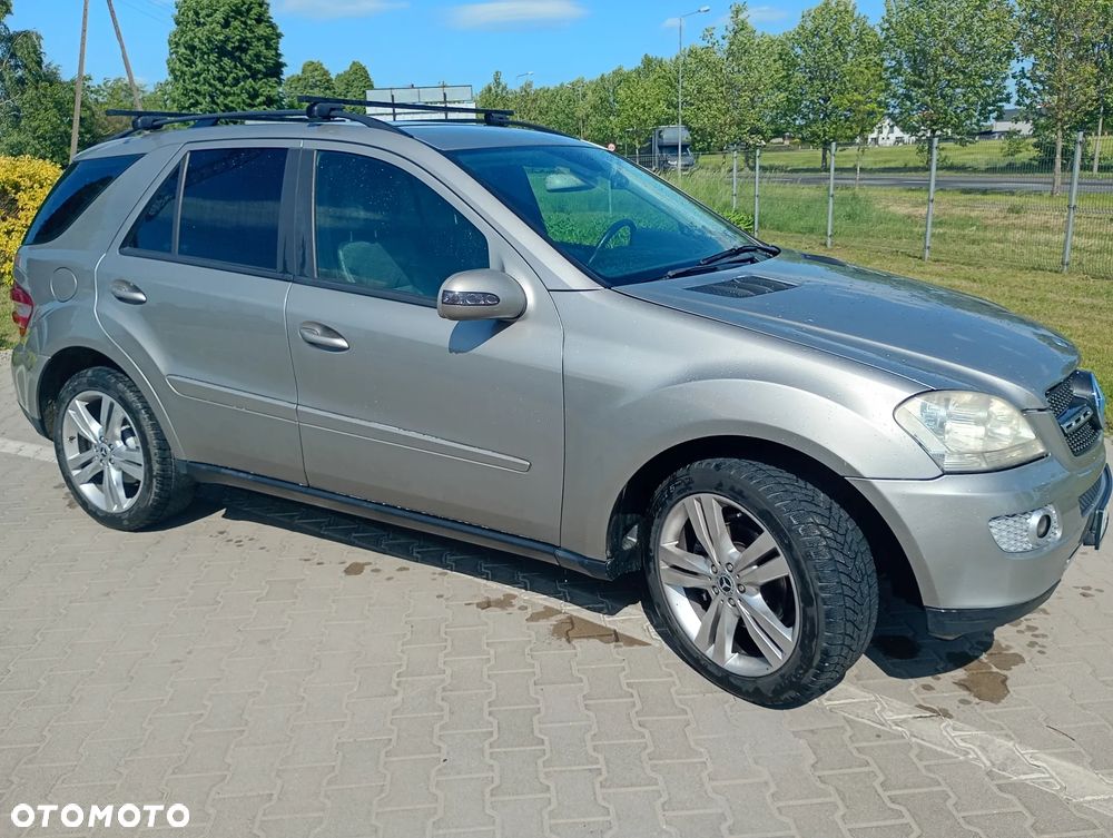 Mercedes-Benz ML - 2