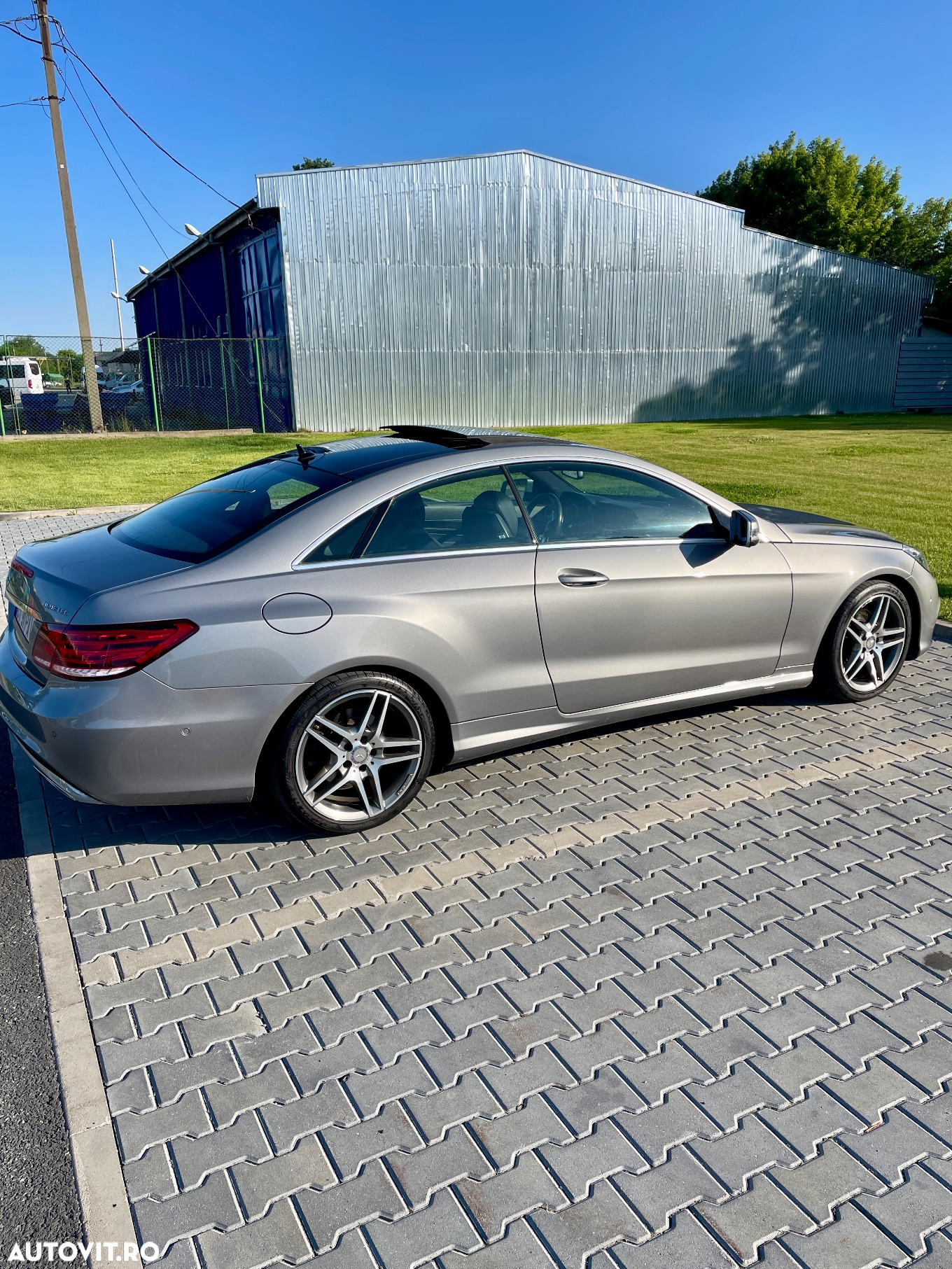 Mercedes-Benz E - 4