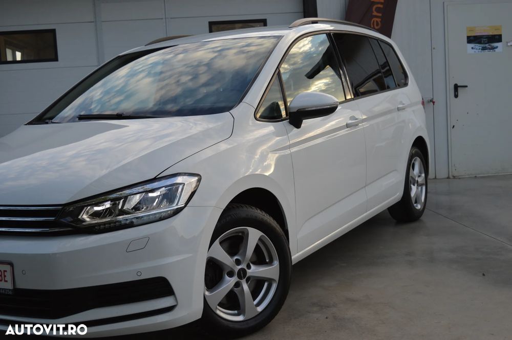 Volkswagen Touran 2.0 TDI SCR Highline - 26