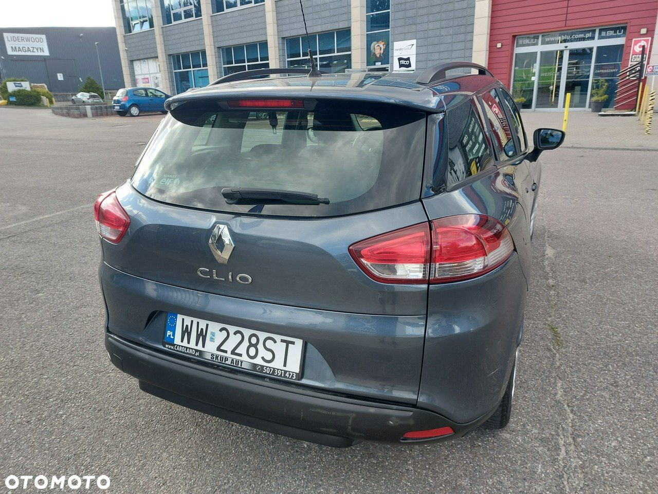 Renault Clio - 6