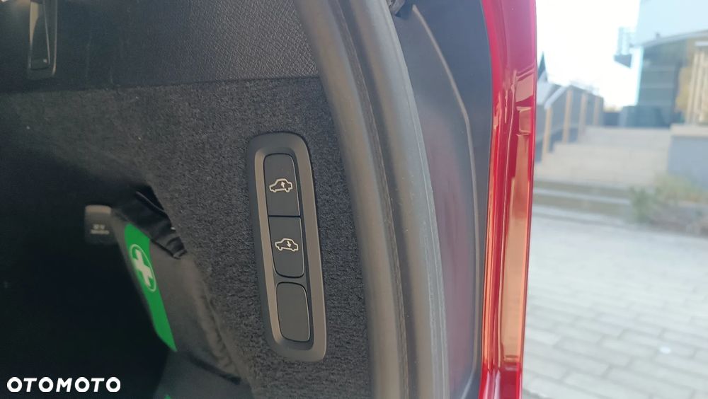 Volvo XC 90 B5 D AWD Ultimate Bright 7os - 24