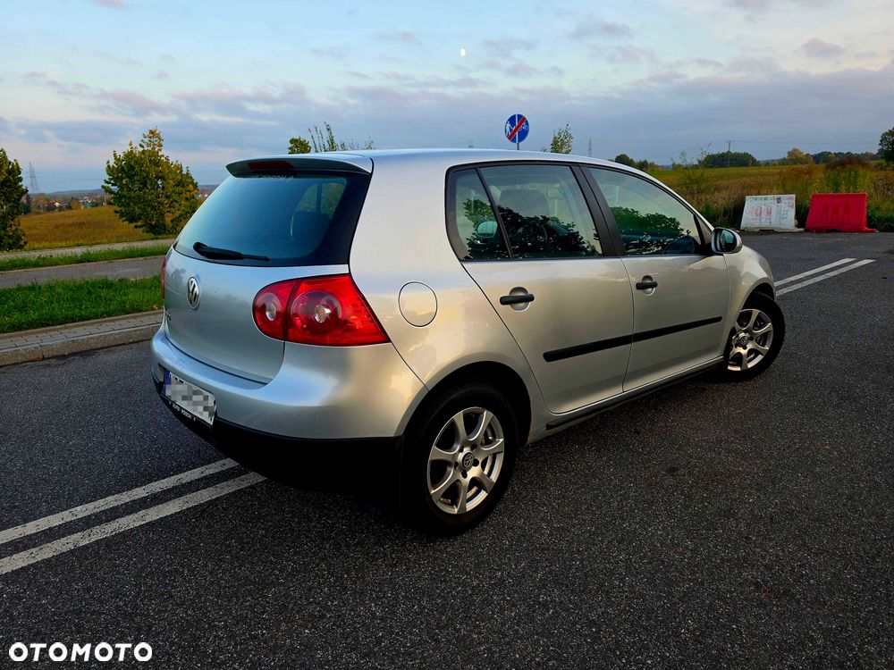 Volkswagen Golf - 4