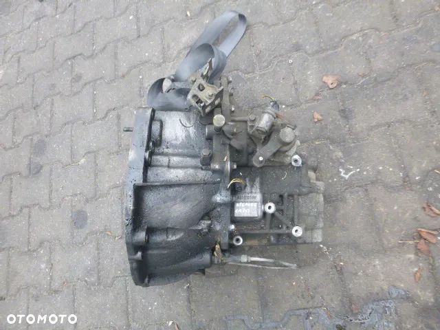 MANUALNA SKRZYNIA BIEGÓW RENAULT MEGANE II 1.9 DCI 8200156391 - 17