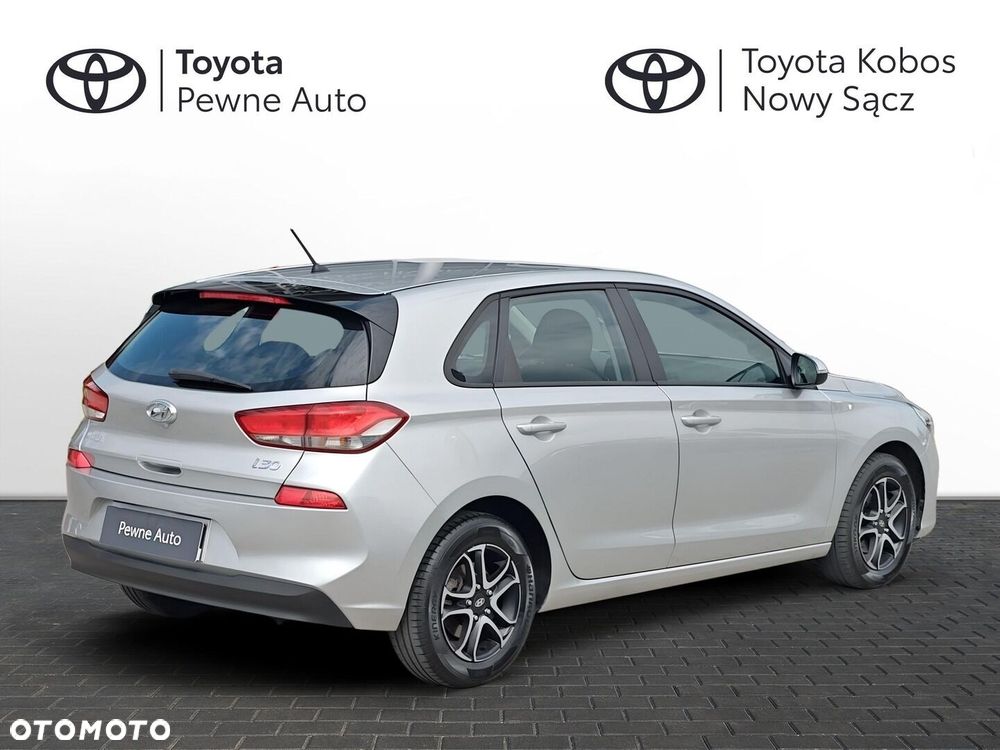 Hyundai i30 1.4 Classic + - 5