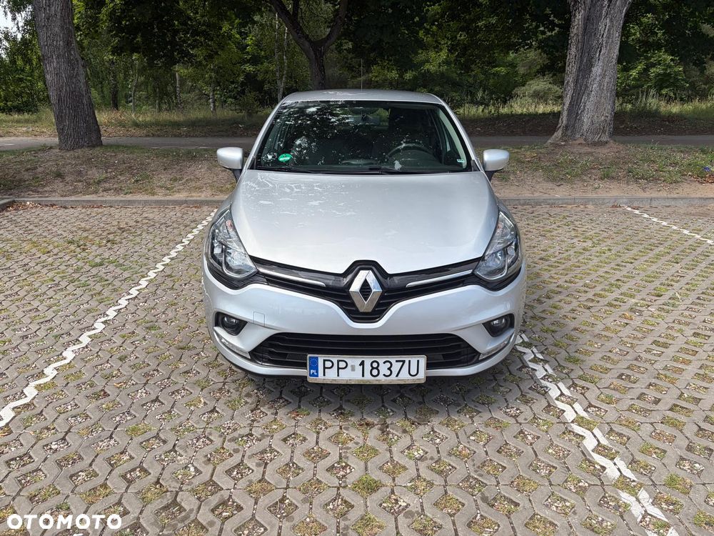 Renault Clio - 6