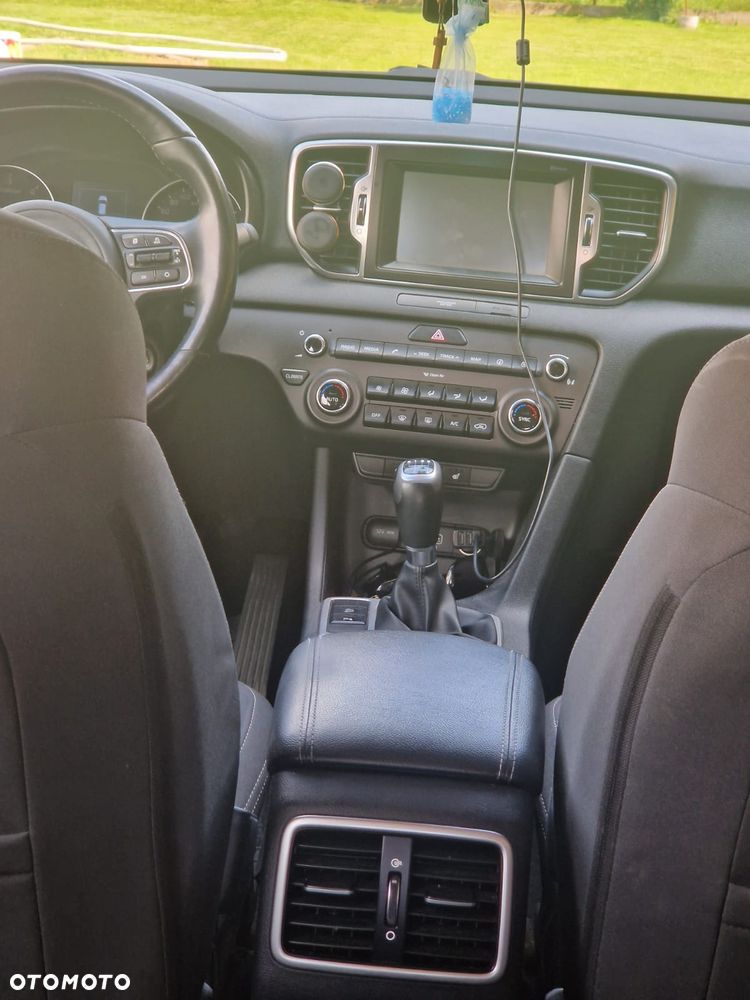 Kia Sportage 1.7 CRDI L 2WD - 12