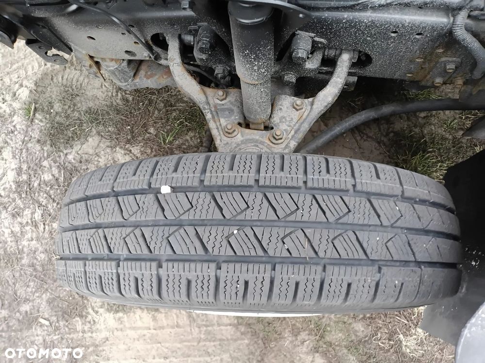 Isuzu R7735 - 13