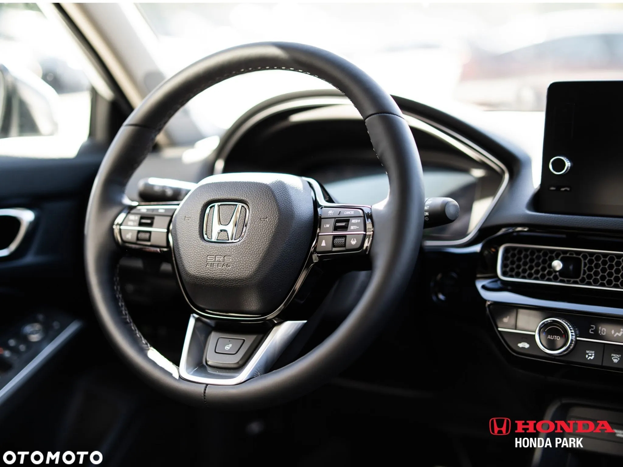 Honda Civic 2.0 i-MMD Advance BSI CVT - 17