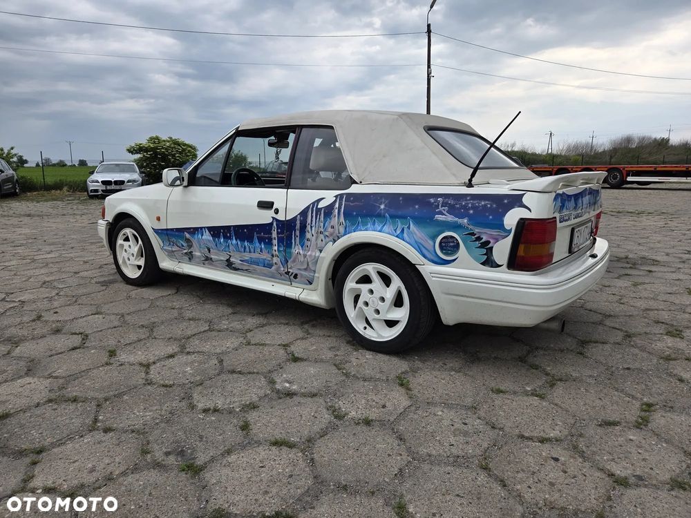 Ford Escort 1.6 Ghia - 2