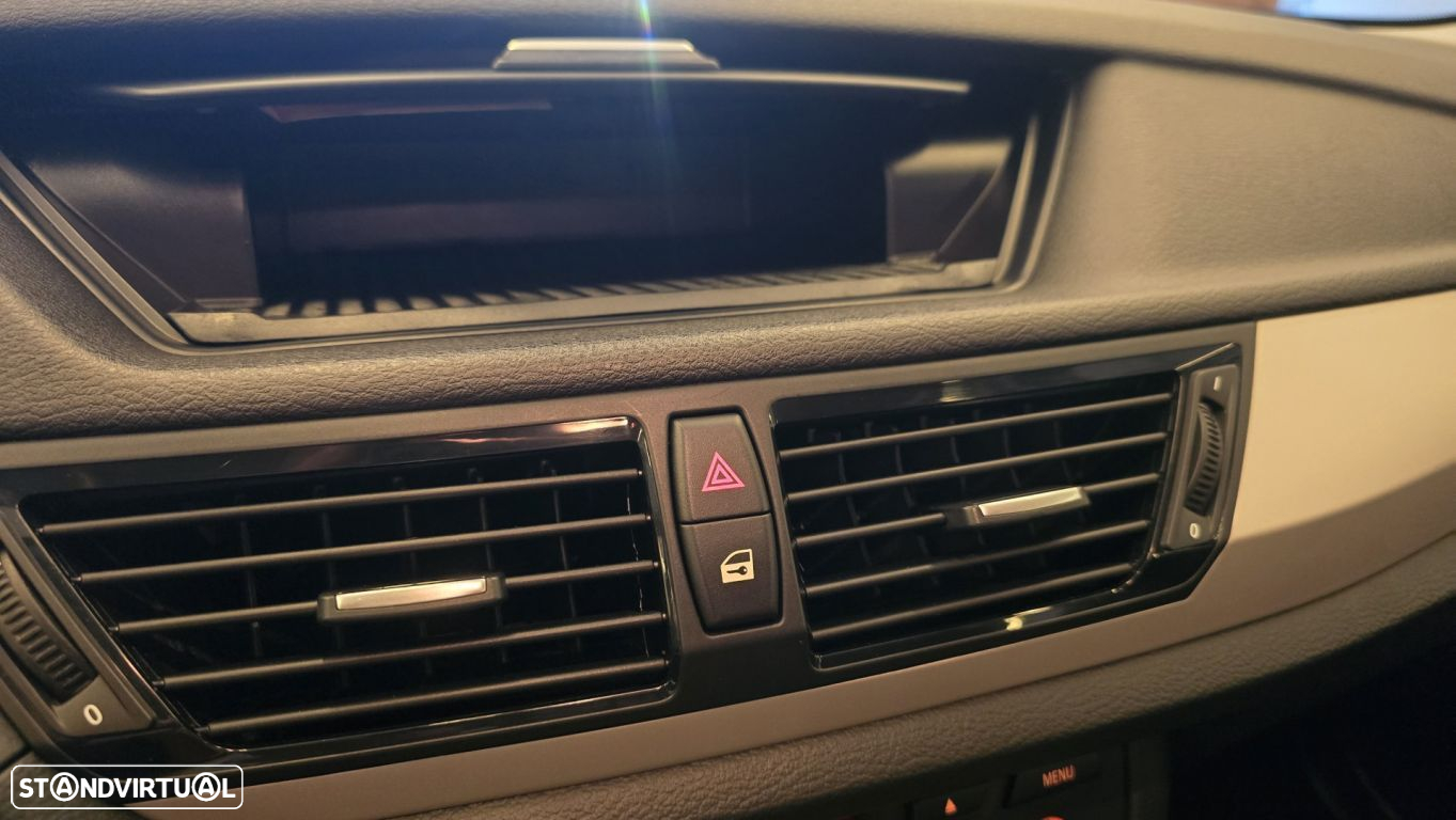 BMW X1 18 d sDrive Auto - 40