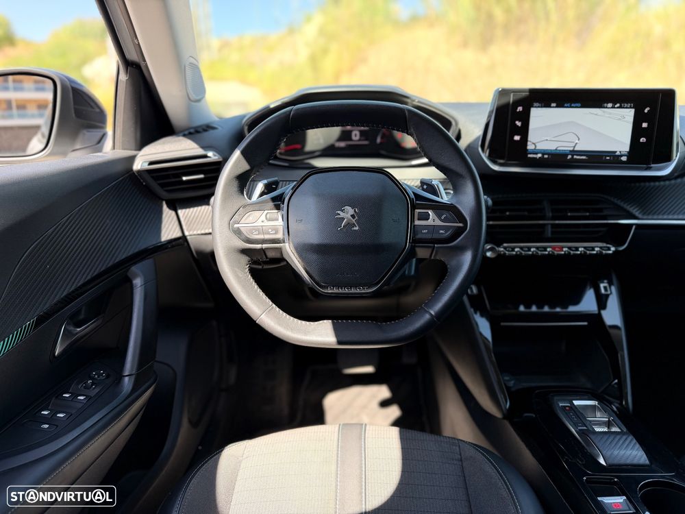 Peugeot 2008 PureTech 130 EAT8 Allure - 9