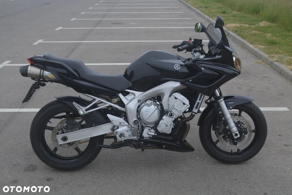 Yamaha FZ6 - 3
