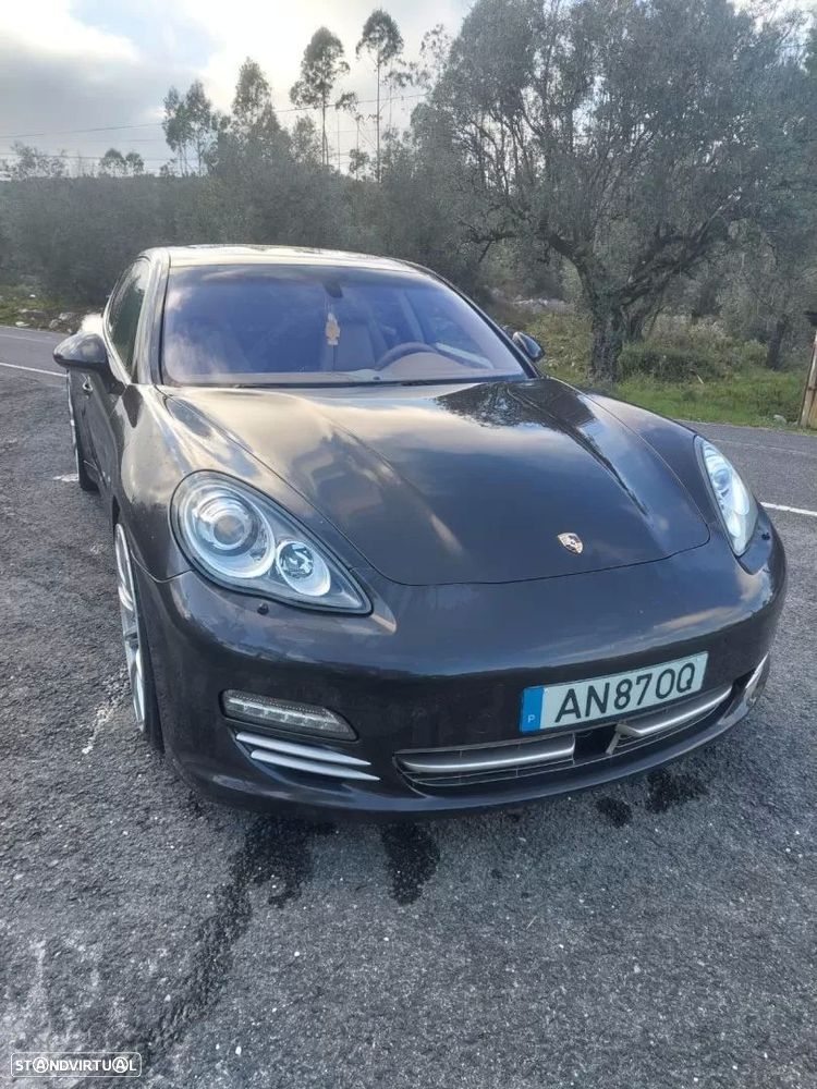 Porsche Panamera Platinum Edition - 2