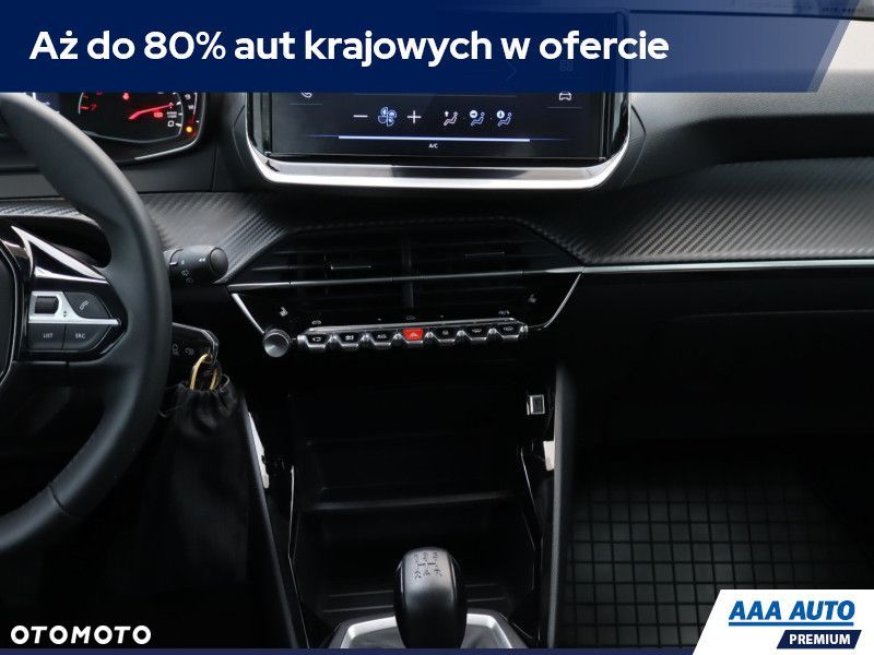 Peugeot 208 - 14