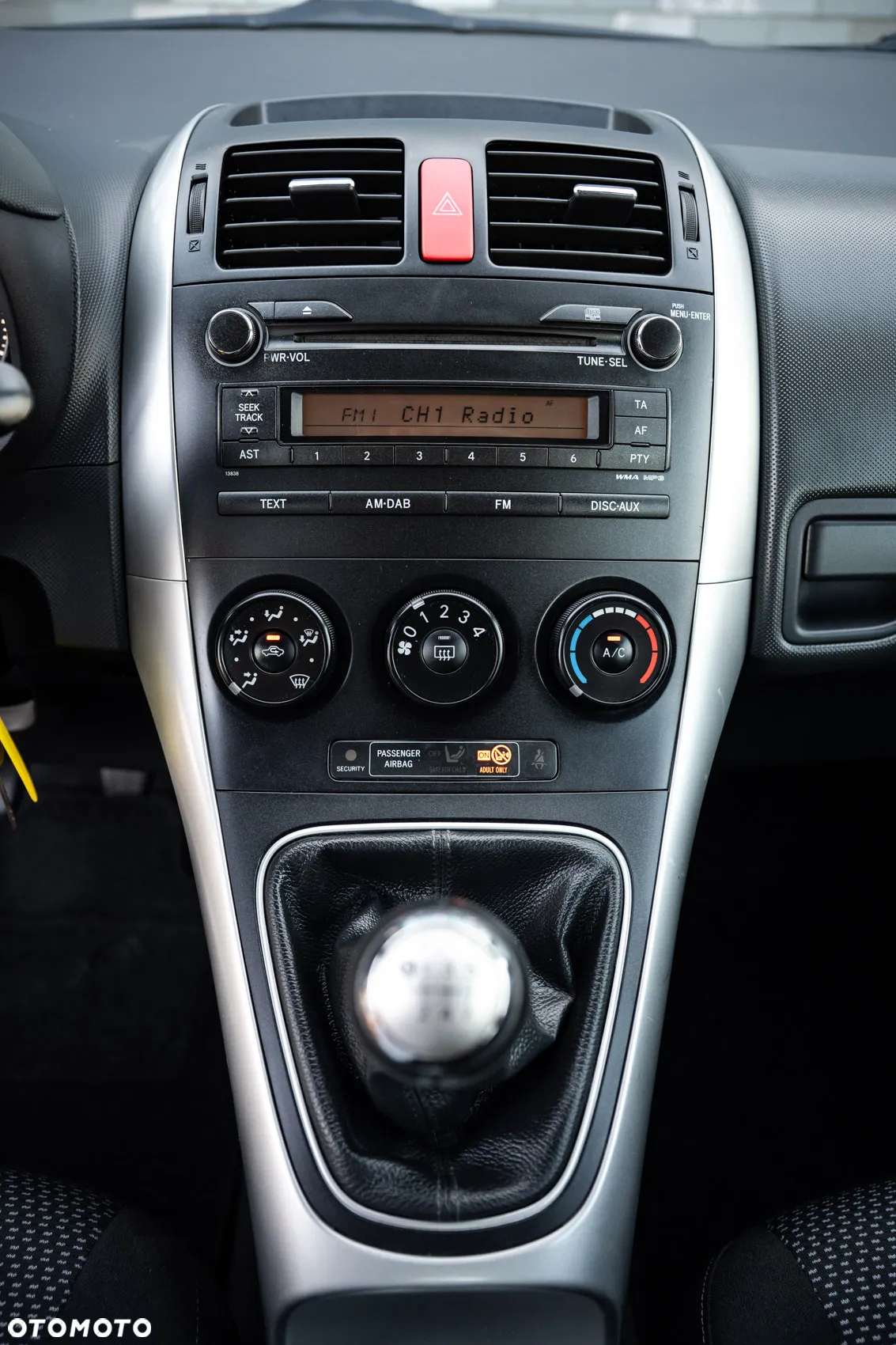 Toyota Auris 1.6 Valvematic Comfort - 23