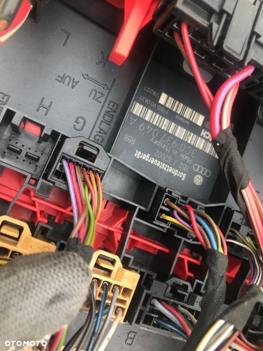 3C0937049 MODUŁ BEZPIECZNIKÓW VW PASSAT GOLF - 3