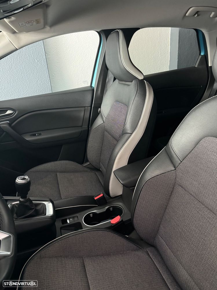 Renault Captur 1.0 TCe Intens - 36