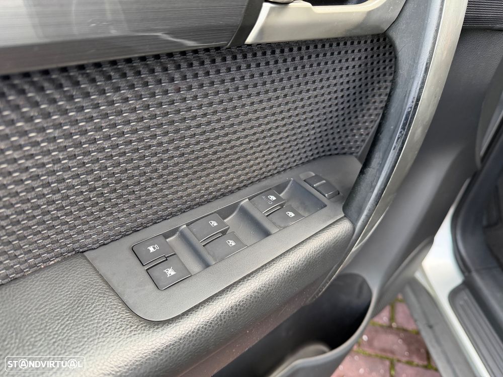 Chevrolet Captiva 2.0 VCDi Seven Extreme 7L - 18