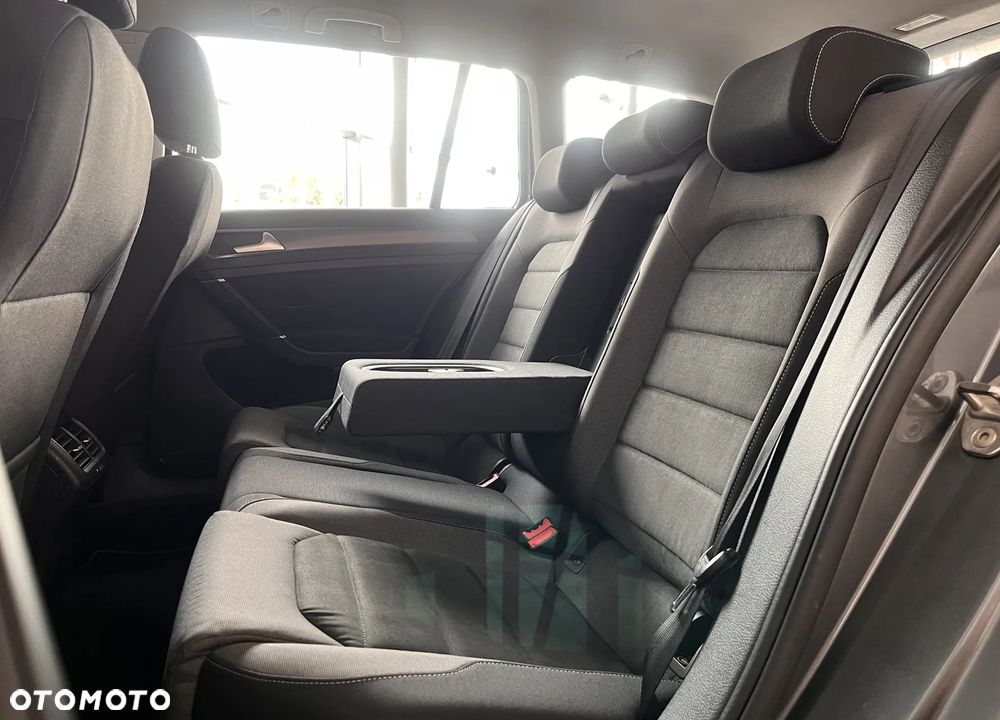 Volkswagen Golf VII 1.6 TDI BMT Comfortline - 23