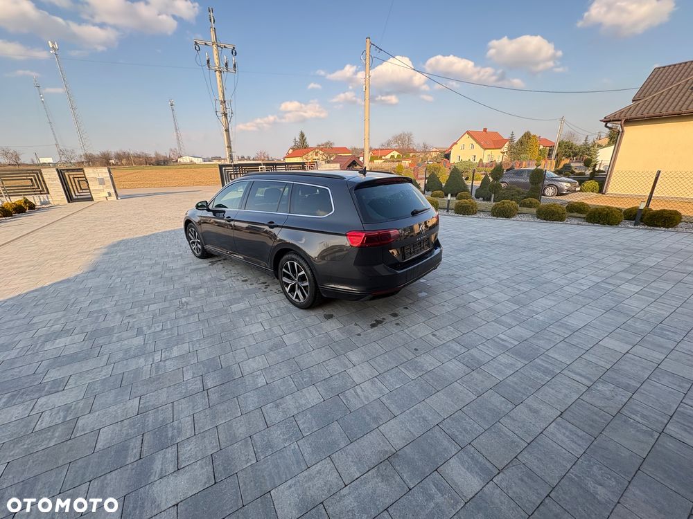 Volkswagen Passat 2.0 TDI EVO Business DSG - 9