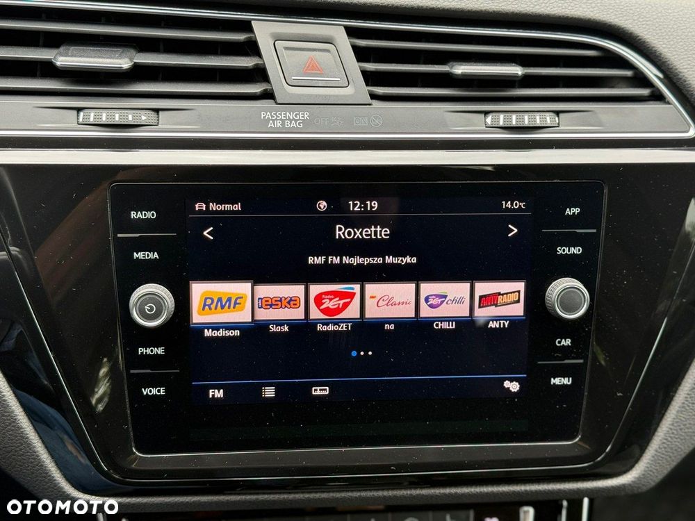 Volkswagen Touran - 33